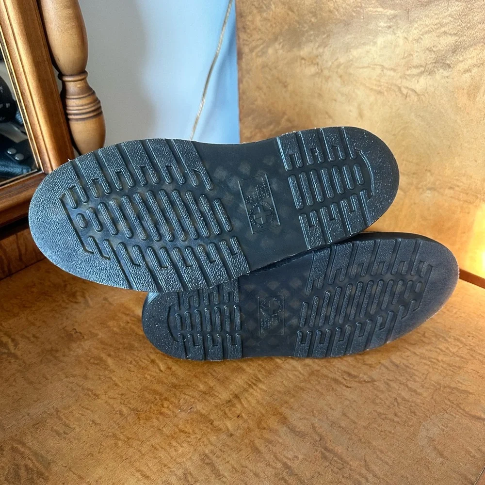 NWT Dr. Martens Black Clarissa II Quad Sandals with Stud Accents in size USW9 - Picture 7 of 7